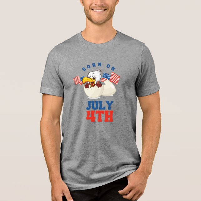 Camiseta Triblenda Funny Born on July 4th Eagle T-Shirt (Anverso)