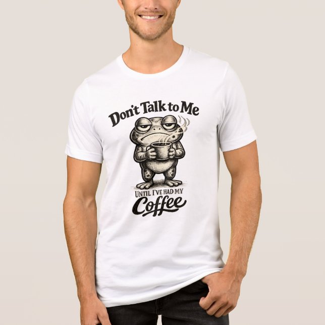 Camiseta Triblenda Funny Grumpy Frog Drinking Coffee (Anverso)