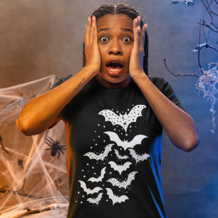 Camiseta Triblenda Galaxia de Halloween Volando murciélagos blancos y
