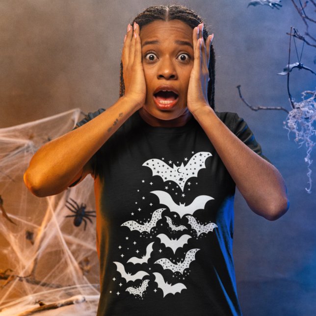 Camiseta Triblenda Galaxia de Halloween Volando murciélagos blancos y (Subido por el creador)