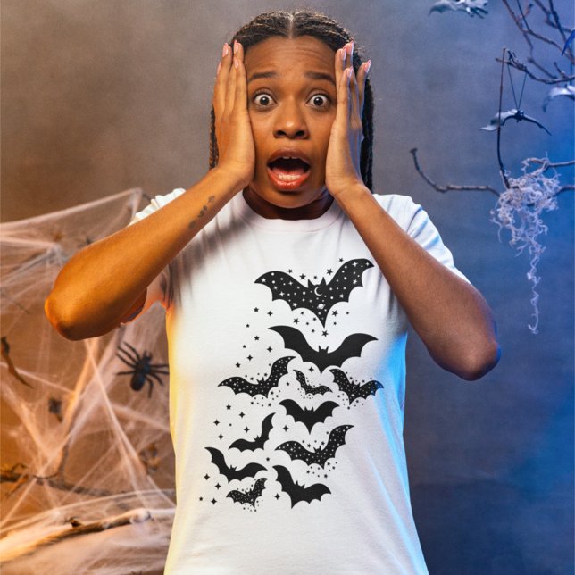 Camiseta Triblenda Galaxia de Halloween Volando murciélagos y estrell (Subido por el creador)