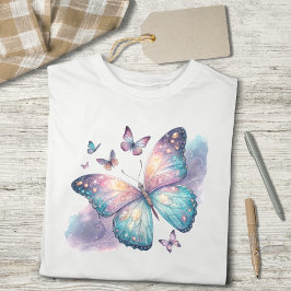 Camiseta Triblenda Galaxy Butterfly with Pastel Celestial Wings 