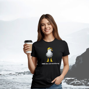 Camiseta Triblenda Gaviota divertida en botes de lluvia - Humor en la