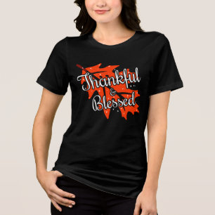 Camiseta Triblenda Gracias al diseño de vector premium de día