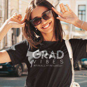 Camiseta Triblenda Graduado Minimalista moderno Personalizado de Vibe