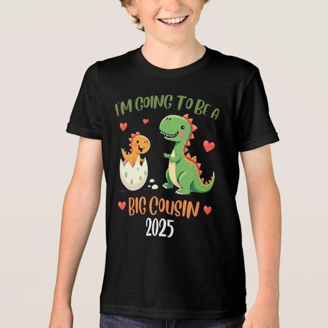 Camiseta Triblenda Gran Primo Dinosaurio Voy A Ser Primo Baby Rex (Anverso)