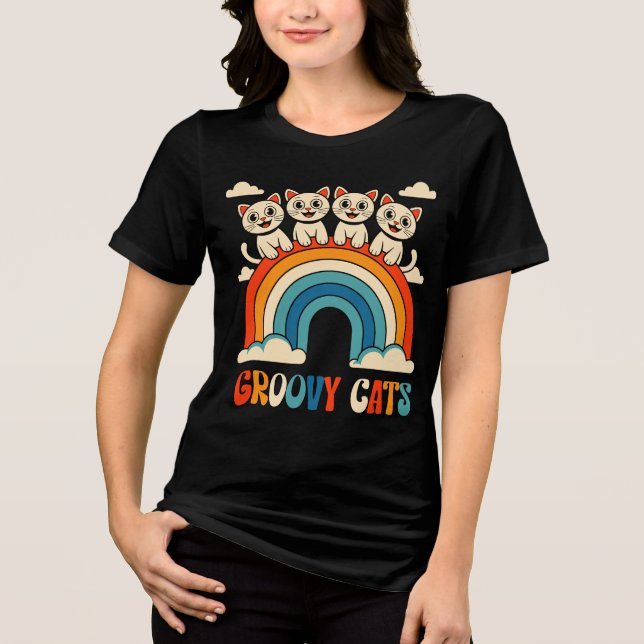 Camiseta Triblenda Groovy Cats Retro Rainbow Design (Anverso)