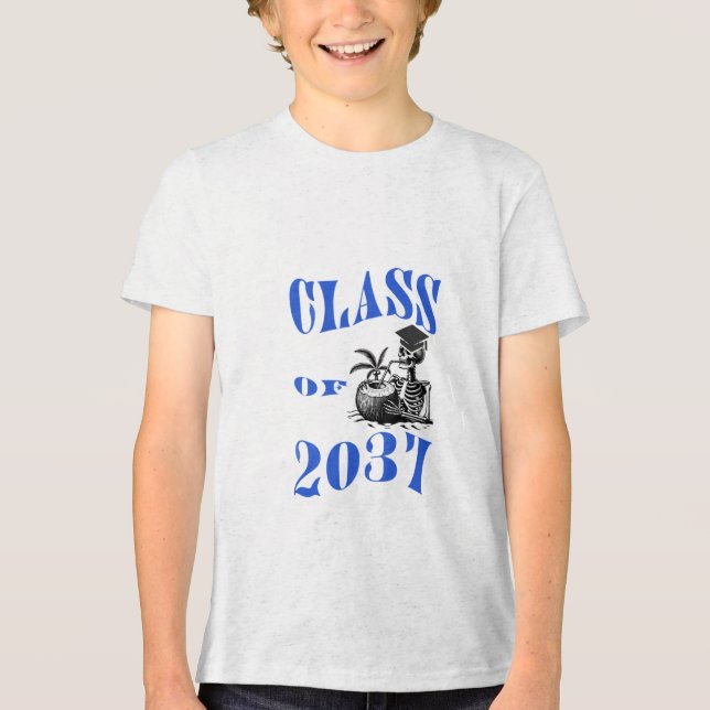 Camiseta Triblenda Guay Skeleton Beach Graduate Tee - Clase de 2037 (Anverso)