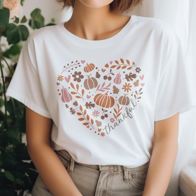 Camiseta Triblenda Guión agradecido, floral otoñal y corazón de calab (Subido por el creador)