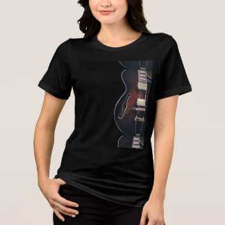 Camiseta Triblenda Guitarra Eléctrica Sobre Negro