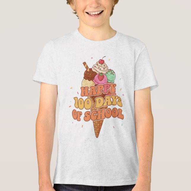 Camiseta Triblenda Happy 100 Days of School Ice Cream Groovy Retro  (Anverso)
