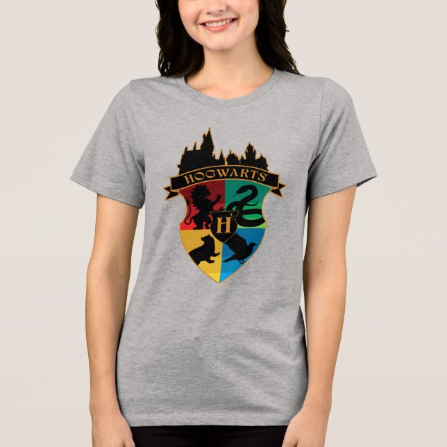 Camiseta Triblenda HOGWARTS™ Castle Crest House Pride Badge (Anverso)