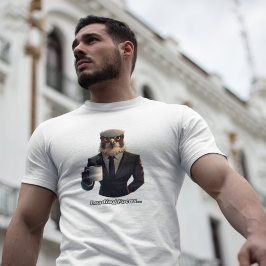 Camiseta Triblenda Hombre de negocios halcón cargando café enfocado