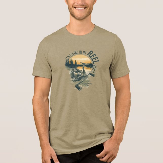 Camiseta Triblenda I’m Living in My | Funny Fisherman Gift | Outdoor  (Anverso)