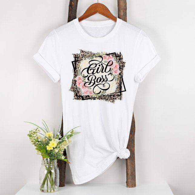 Camiseta Triblenda Impresión de chica Boss de Placas Modernas (Subido por el creador)