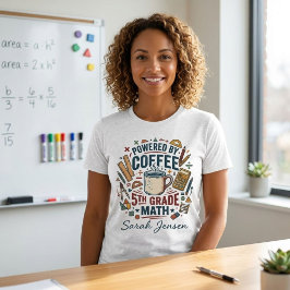 Camiseta Triblenda Impulsado por café y profesor de matemáticas de 5º