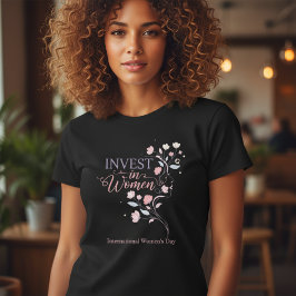 Camiseta Triblenda Invest in Women Floral Silhouette Women’s Day