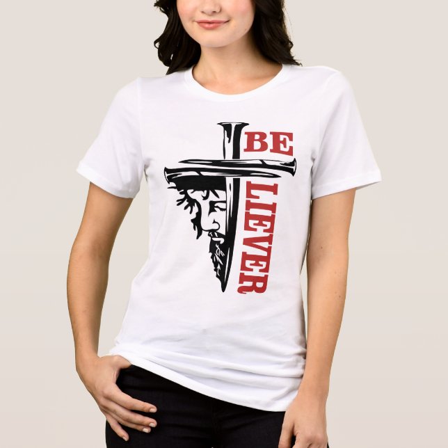 Camiseta Triblenda Jesus Cross Nail Design – Powerful Christian (Anverso)