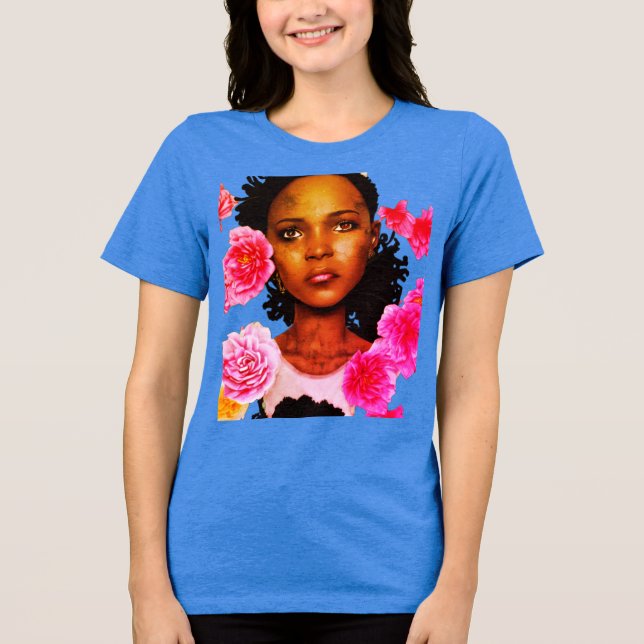 Camiseta Triblenda Joven rodeada de flores rosadas (Anverso)