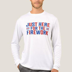 Camiseta Triblenda Justo Aquí Para Los Fuegos Artificiales Divertidos
