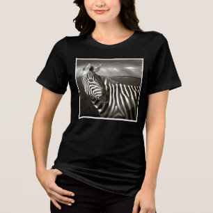 Camiseta Triblenda Kenia. Blanco y negro de cebra y llanura.