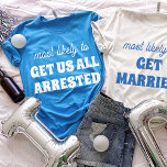 Camiseta Triblenda La Bachillerato Probablemente Nos Arreste A Todos<br><div class="desc">¡Traigan una malicia juguetona a la celebración con este diseño de camisetas audaces e hilarantes! Con la memorable frase "lo más probable es que NOS DETENGAN A TODOS" en impactante texto blanco con un vibrante fondo azul, este diseño seguramente encenderá la risa y la camaradería. Es la pieza perfecta para...</div>