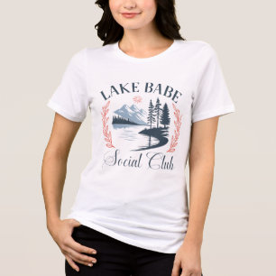 Camiseta Triblenda Lake Babe Social Club – Verano Divertido para Aman