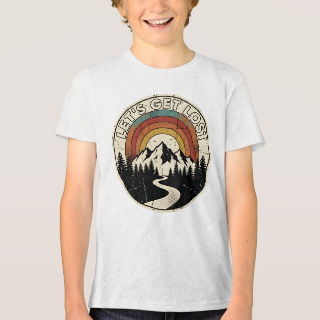 Camiseta Triblenda Let’s Get Lost Retro Mountain Adventure Outdoor (Anverso)