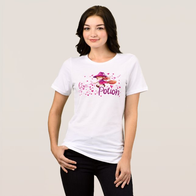 Camiseta Triblenda Love Potion Witch T-Shirt | Cute Pink Halloween Te (Anverso Completo)