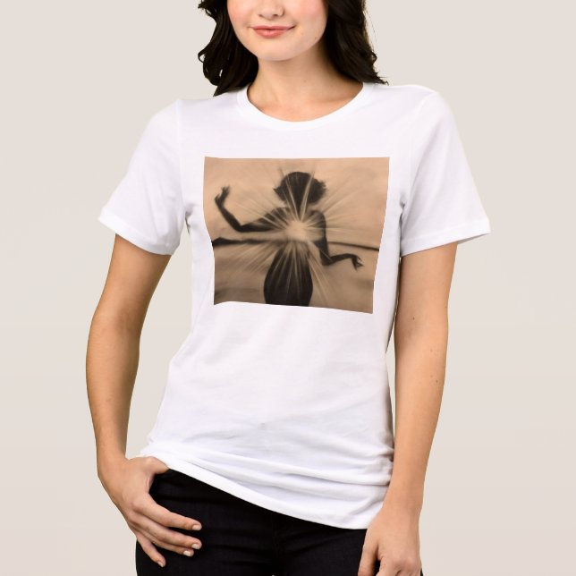 Camiseta Triblenda M&S Artistic Tee – Elegant & Unique (Anverso)