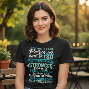 Camiseta Triblenda Mantente junto a alguien que vive con PTSD a travé