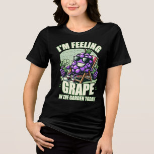 Camiseta Triblenda Me siento divertida uva con el diseño de un bollo