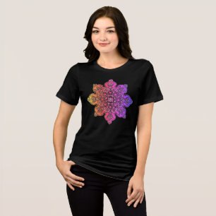 Camiseta Triblenda Medallón negro de Boho Tee-Shirt