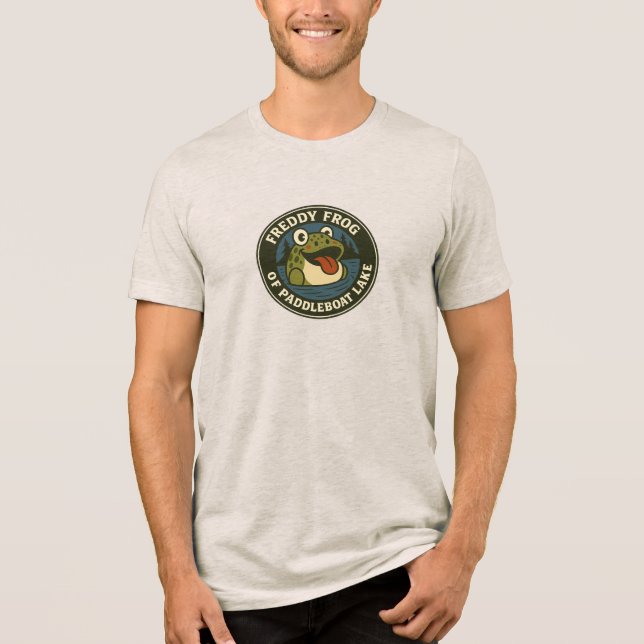 Camiseta Triblenda Men's T-Shirt Frog on Paddleboat Tee (Anverso)