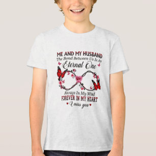 Camiseta Triblenda Mi Esposo Y Yo El Vínculo Entre Nosotros Es Un Ete