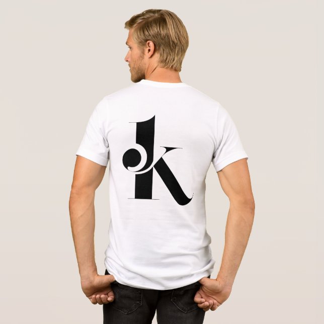 Camiseta Triblenda Minimal Letter K Modern T-Shirt | Stylish Black Lo (Reverso Completo)