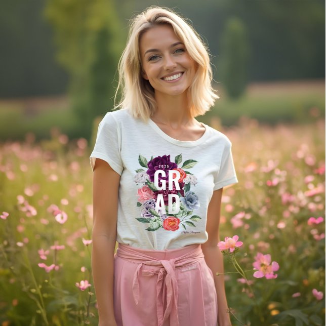 Camiseta Triblenda Moda Floral Peonies Rosas Flores Graduación (Chic Floral Peonies Rose Blossoms Graduation Tri-Blend Shirt)