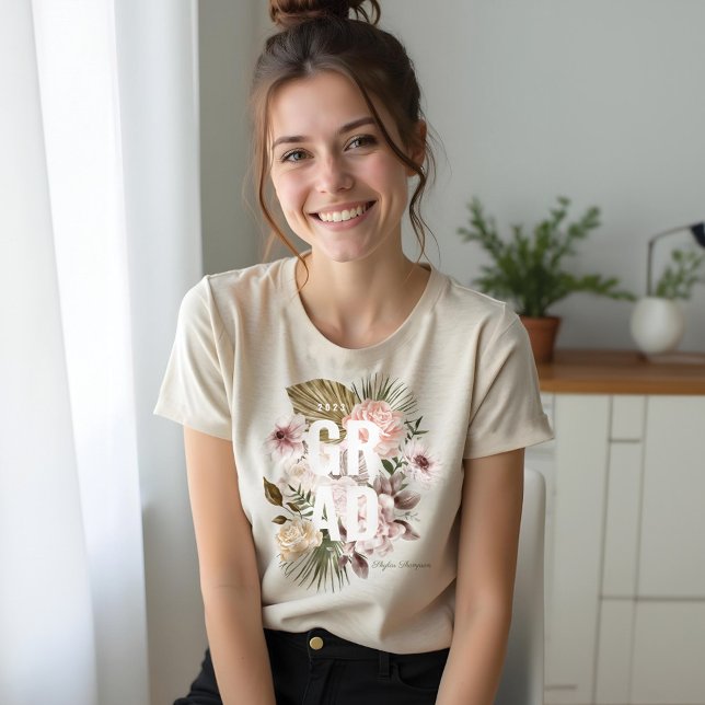 Camiseta Triblenda Moda Floral Peonies Rosas Flores Graduación (Chic Floral Peonies Rose Blossoms Graduation Tri-Blend Shirt)