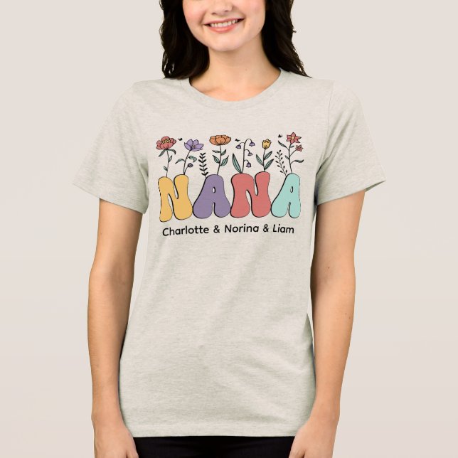 Camiseta Triblenda Modern & Trendy Nana Floral  Personalized Names (Anverso)