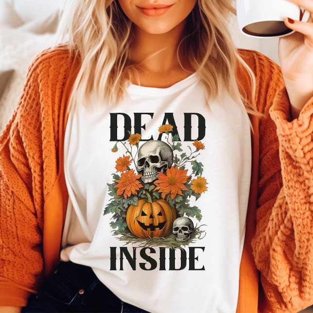 Camiseta Triblenda Muerto dentro de la vieja Halloween (Subido por el creador)