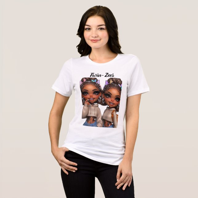 Camiseta Triblenda Muñeca Chibi de Lujo Twin-Zees (Anverso Completo)