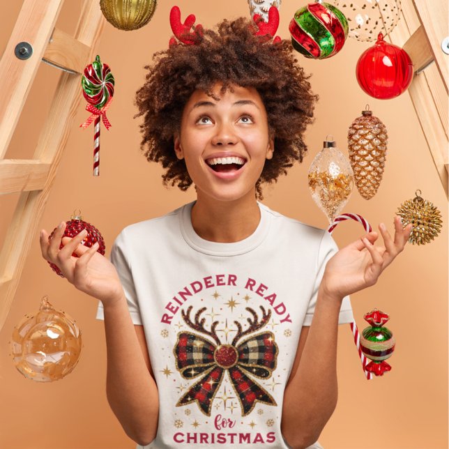 Camiseta Triblenda Navidades de Coquette Residen Reindeer Ready Bow (Subido por el creador)