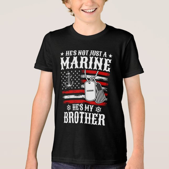 Camiseta Triblenda No sólo un marine, es mi hermano patriota gracioso (Anverso)