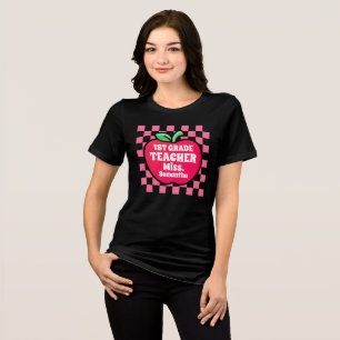 Camiseta Triblenda Nombre del profesor de primer grado de Apple perso