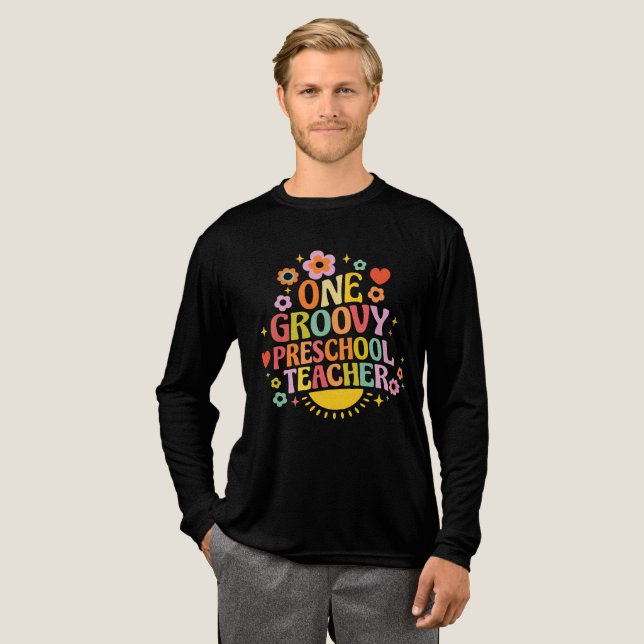 Camiseta Triblenda One groovy preschool teacher (Anverso Completo)