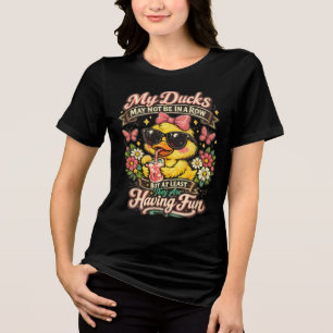 Camiseta Triblenda Patos Fuera de Fila: Un Campamento de Concientizac