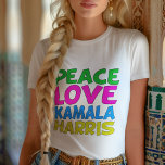 Camiseta Triblenda Paz Amor Kamala Harris elecciones celebradas en la<br><div class="desc">Cute Peace Love Kamala Harris camiseta de tres mezclas de mujeres para un demócrata progresista al que le encantan los divertidos y coloridos diseños políticos. Vota por Kamala como presidente en las elecciones de 2024. Un diseño liberal divertido en colores brillantes.</div>