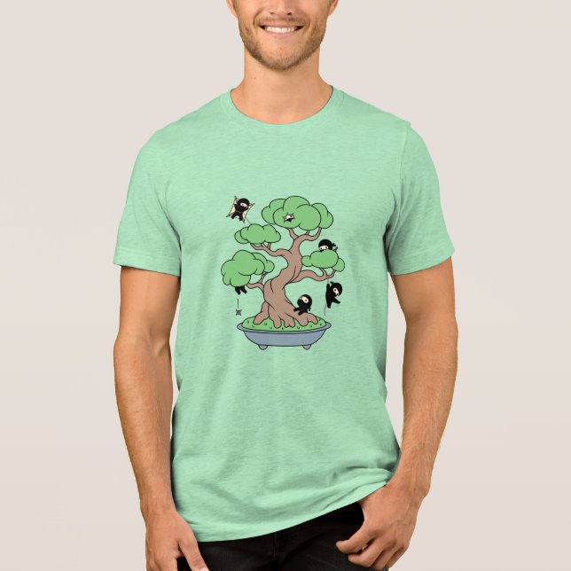 Camiseta Triblenda Pequeños Ninjas en el árbol Bonsai (Anverso)