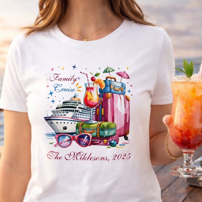 Camiseta Triblenda Personalized Family Cruise Name Year (Subido por el creador)