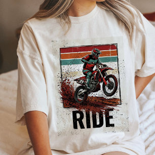 Camiseta Triblenda Piloto de Motocross Saltando en Moto de Cross Arte